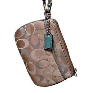 COACH SIGNATURE SMALL WRISTLET